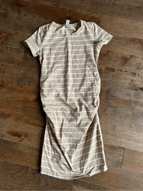 Maternity Striped Short-Sleeve Maxi Dress in Cream and White